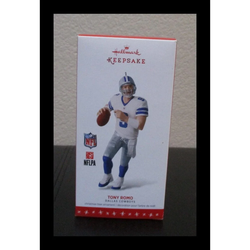 Hallmark Keepsake Ornament NFL Tony Tomo Dallas Cowboys 2016 NEW